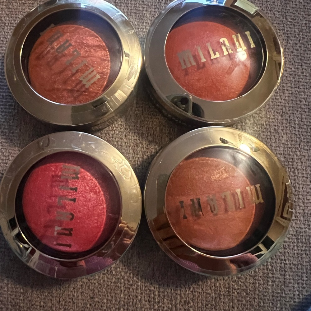Milani Baked Blush Set - LOT OF 4 brand new sealed in package blushes